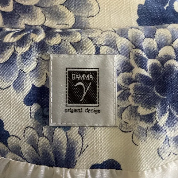 Gamma - Picture 3 of 3